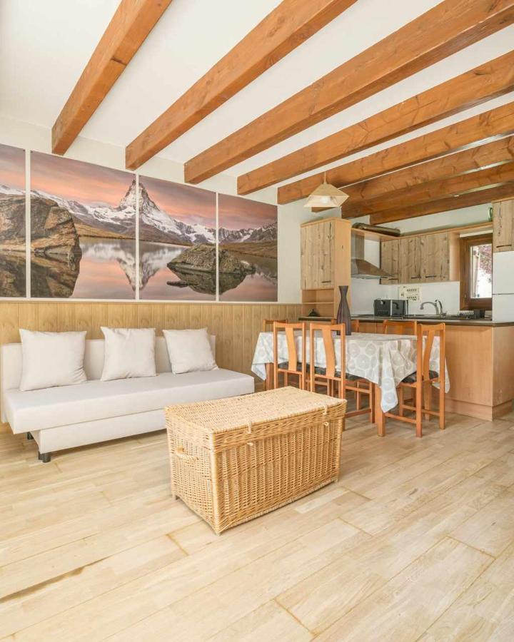 Casa Los Altos De Santiago Villanúa Екстериор снимка